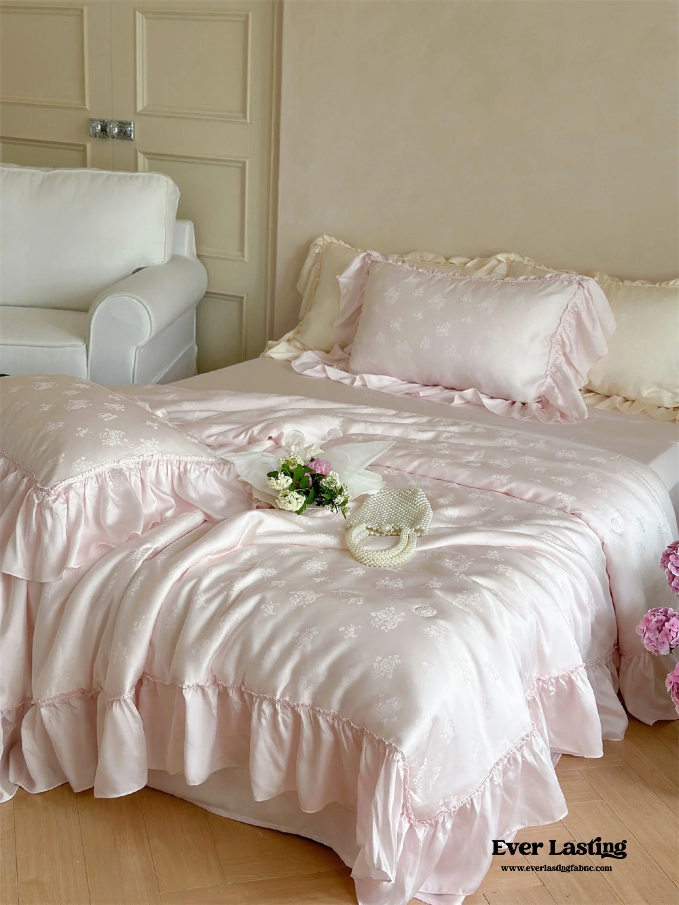 Floral Jacquard Tencel Blanket Set / Pink Ever Lasting
