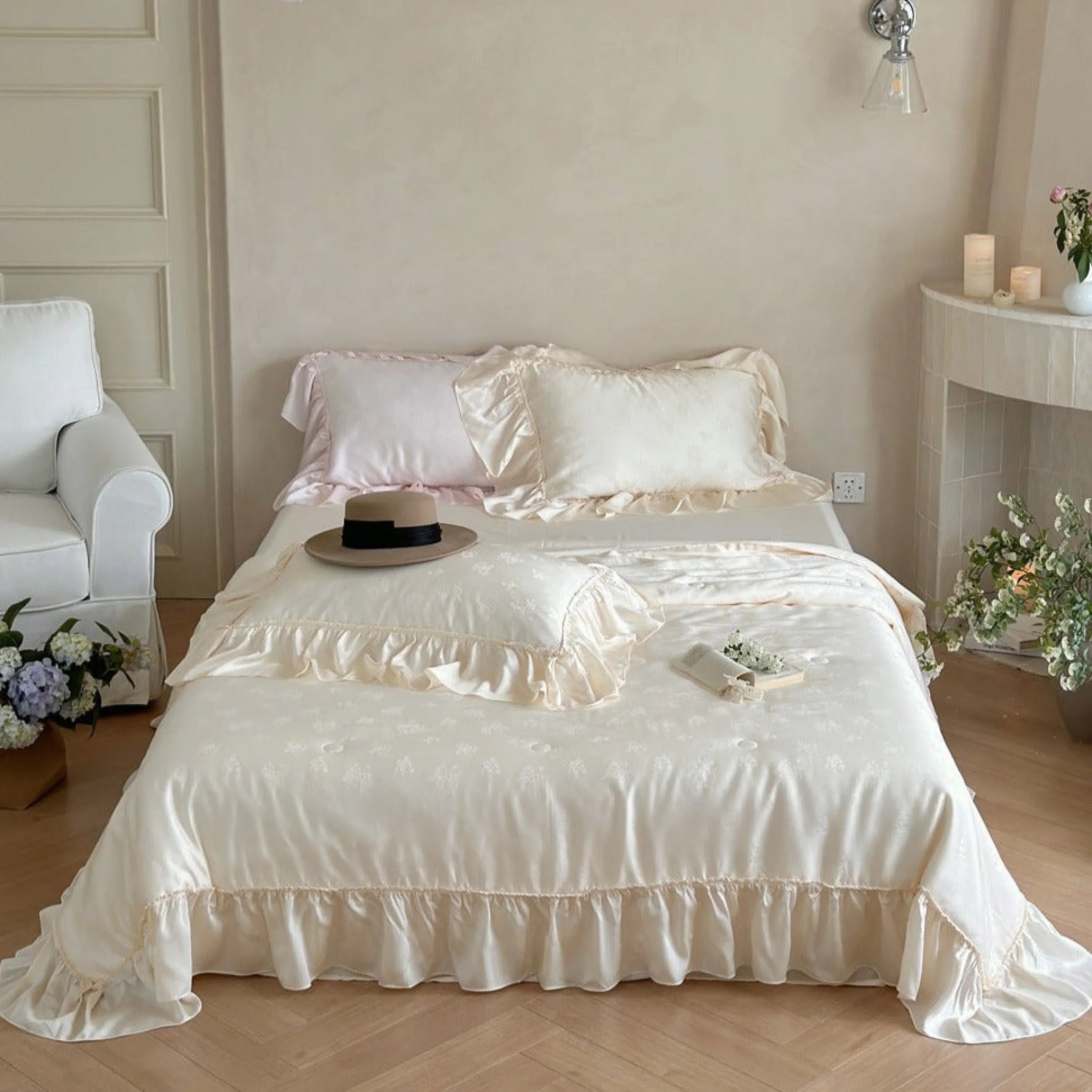 Floral Jacquard Tencel Blanket Set / Pink Ever Lasting