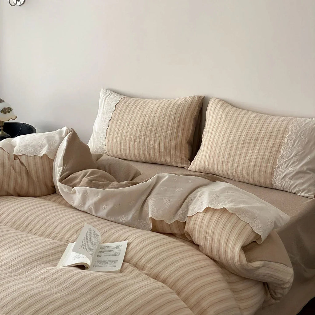 Florence Lace Double Gauze Striped Bedding Set / Beige Brown Ever Lasting