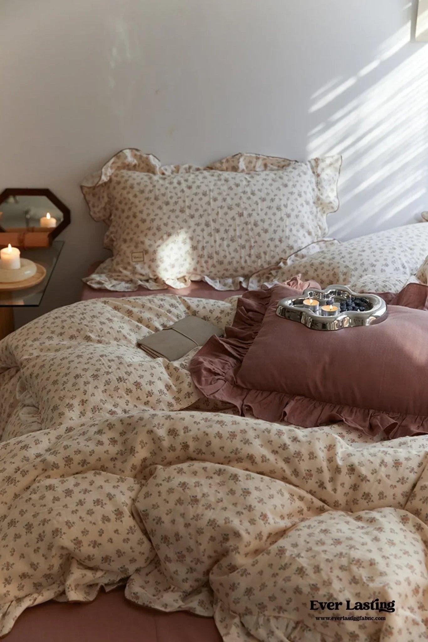 French Floral Earth Tone Double Layer Ruffle Bedding Set / Beige + Blue Ever Lasting