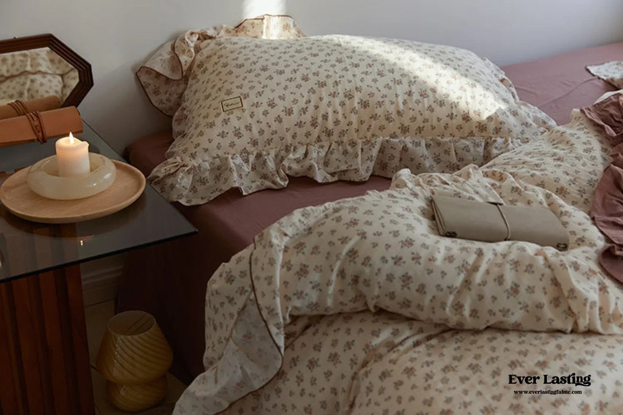 French Floral Earth Tone Double Layer Ruffle Bedding Set / Beige + Blue Ever Lasting