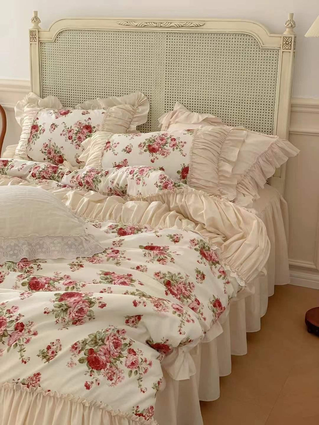 French Rose Floral Ruffle Bedding Set / White Ever Lasting
