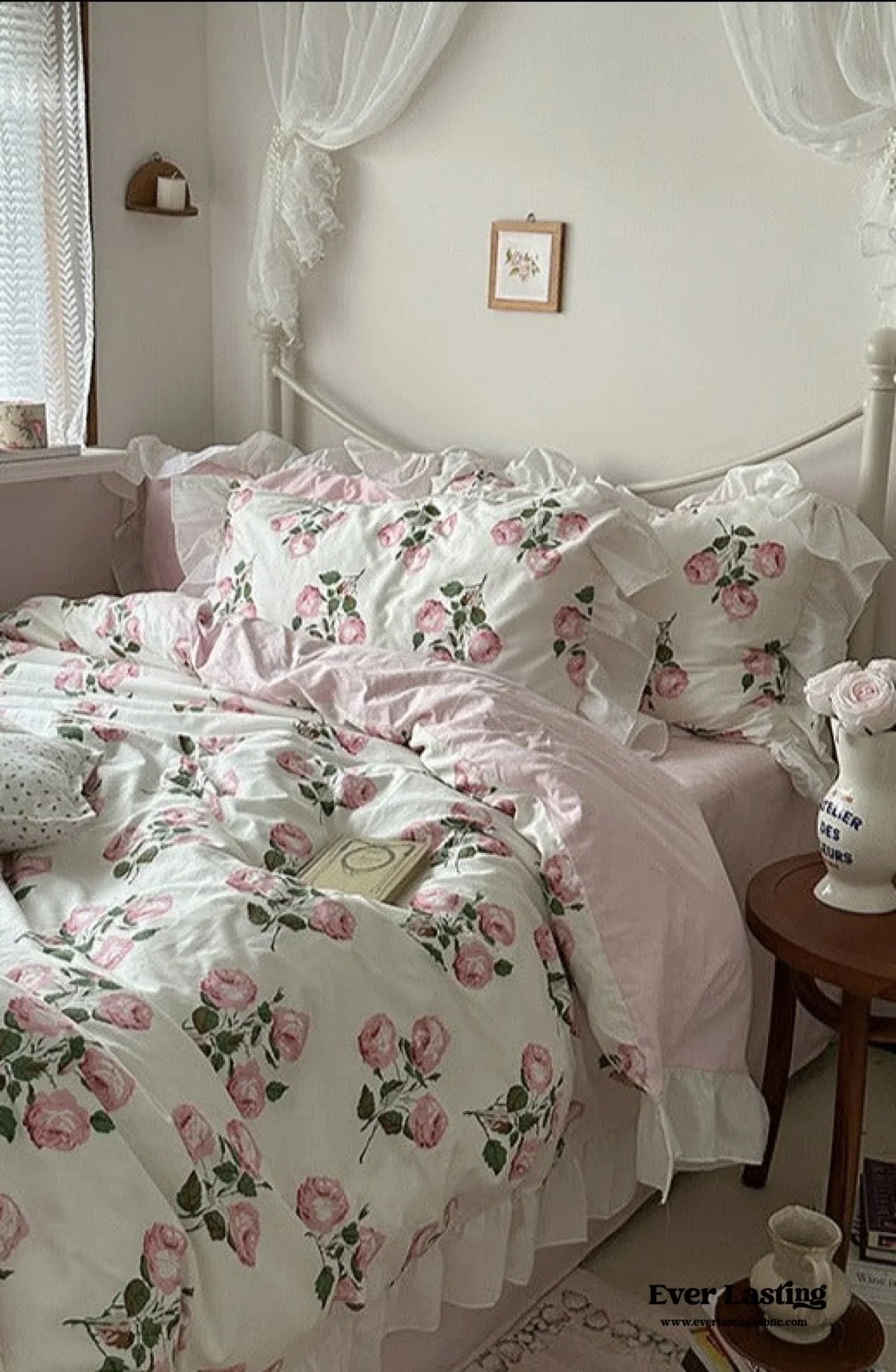 French Ruffle Floral Bedding Set / Gray Ever Lasting