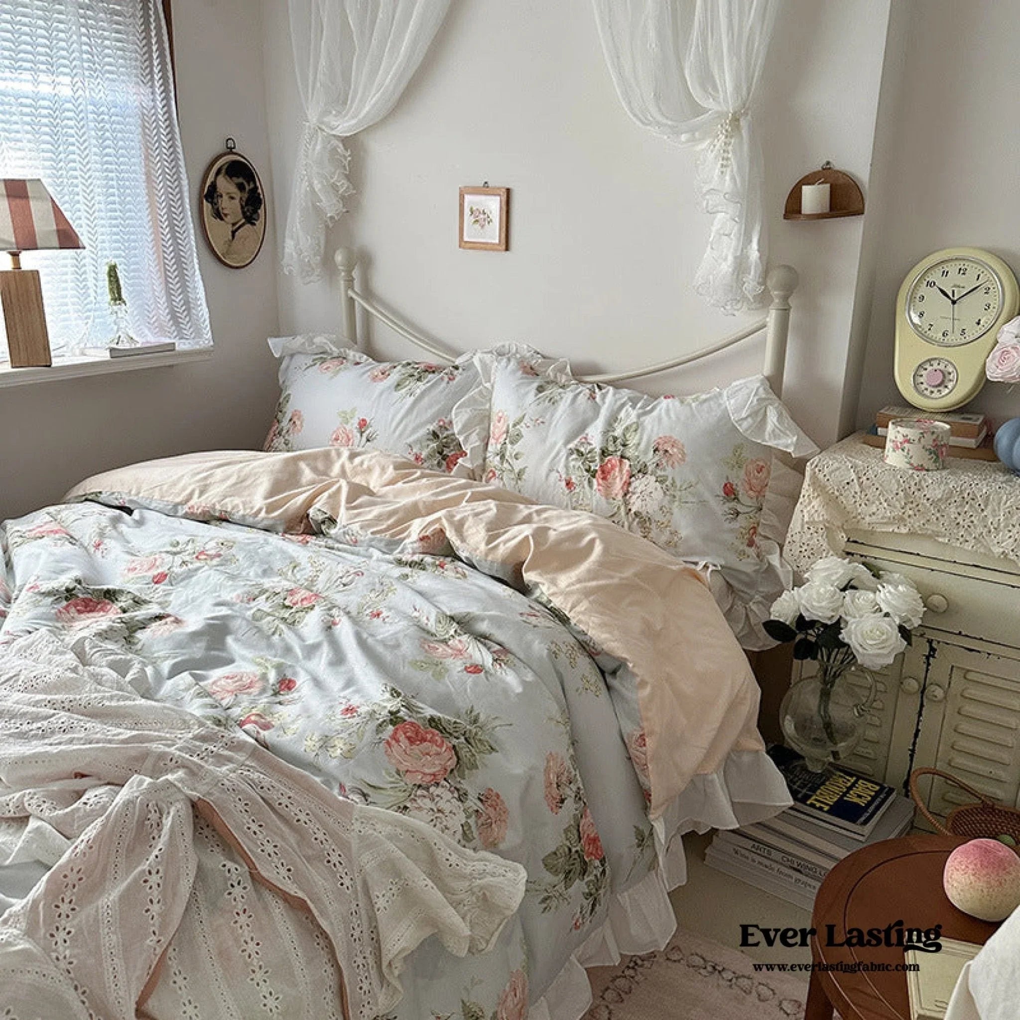 French Ruffle Floral Bedding Set / Gray Ever Lasting