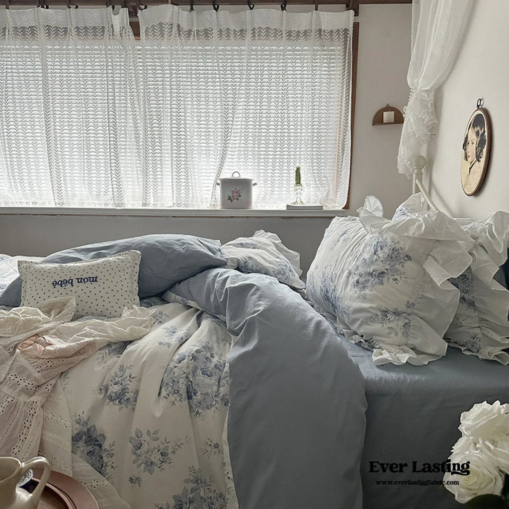 French Ruffle Floral Bedding Set / Gray Ever Lasting