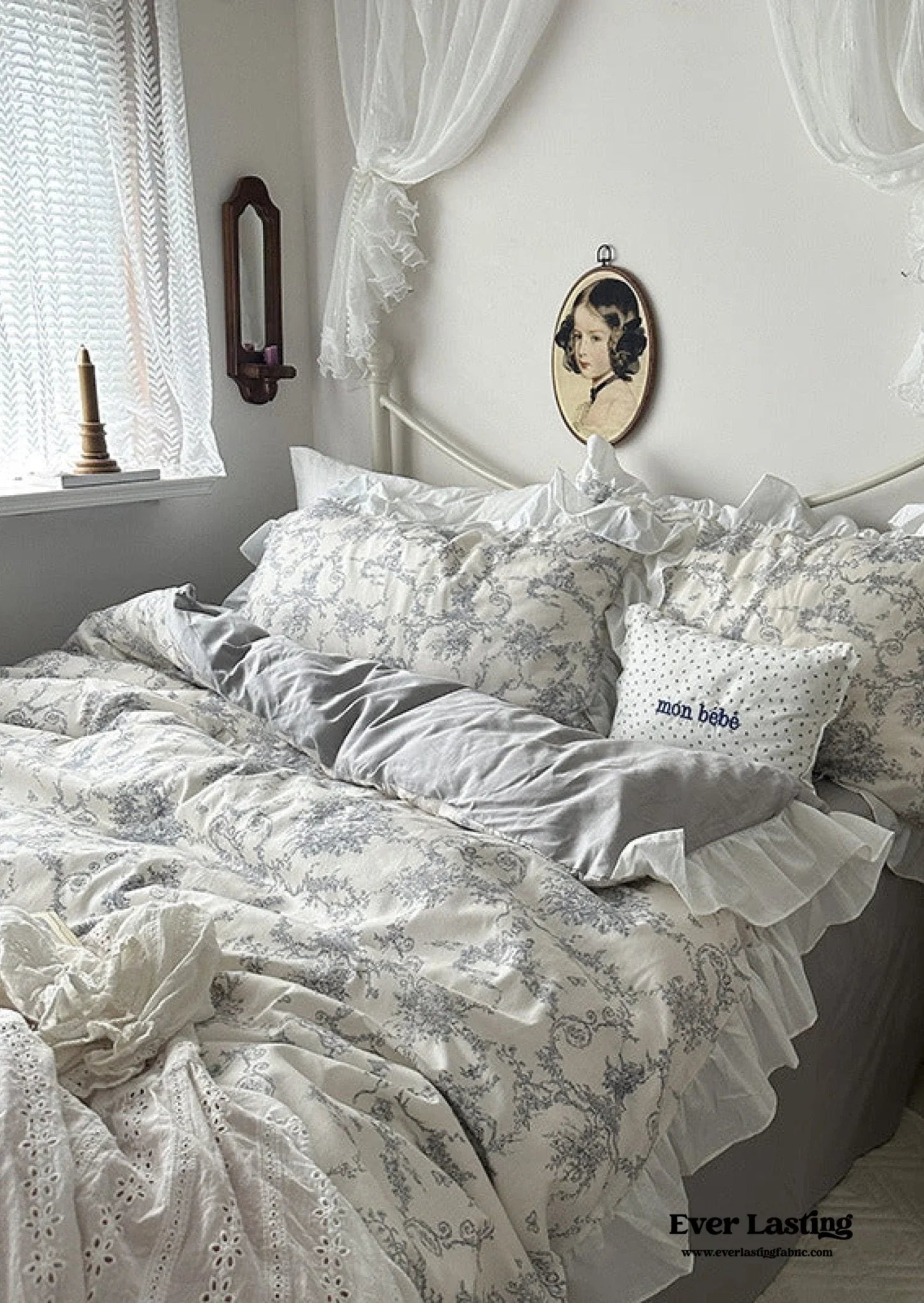 French Ruffle Floral Bedding Set / Gray Ever Lasting