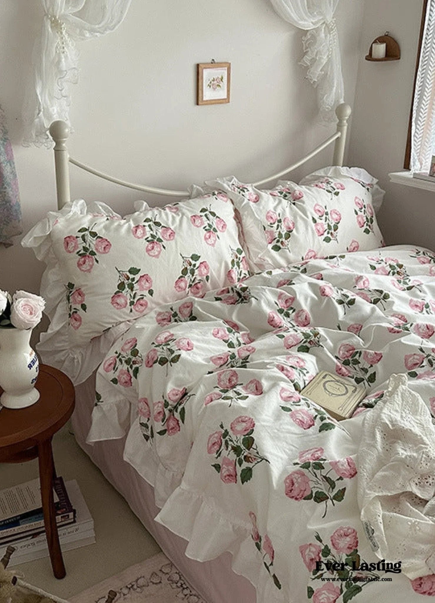 French Ruffle Floral Bedding Set / Gray Ever Lasting