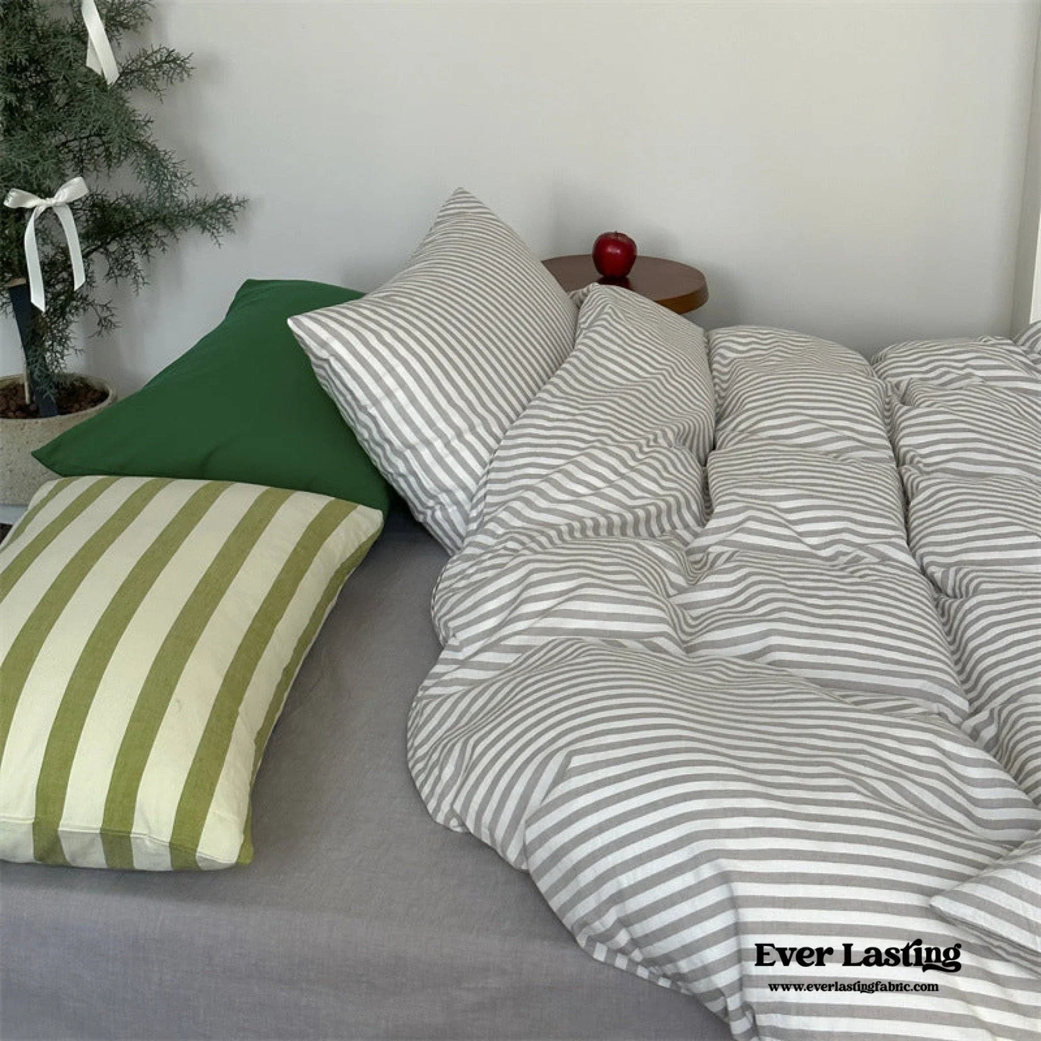French Stripes Minimal Bedding Set / Green Yellow Ever Lasting