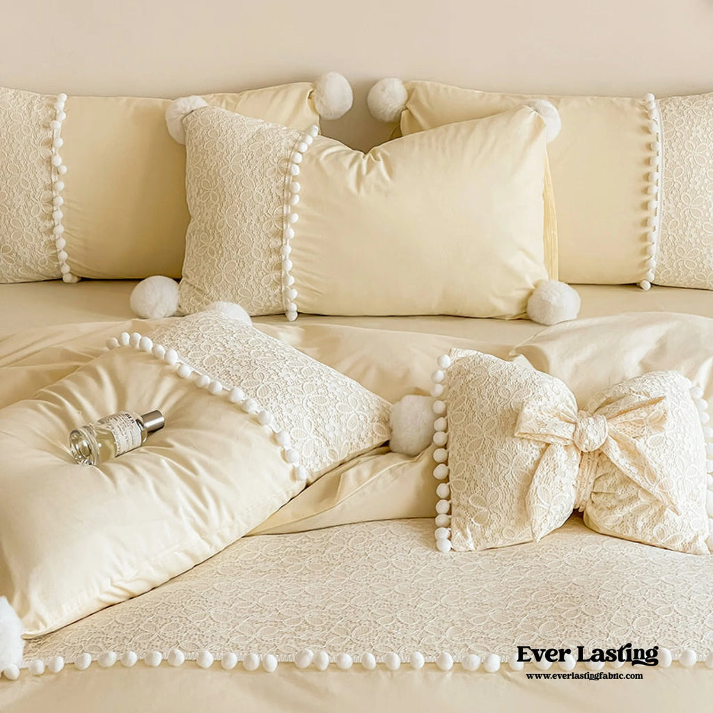 French Sweet Lace Plush Ball Bedding Set / Pink Ever Lasting