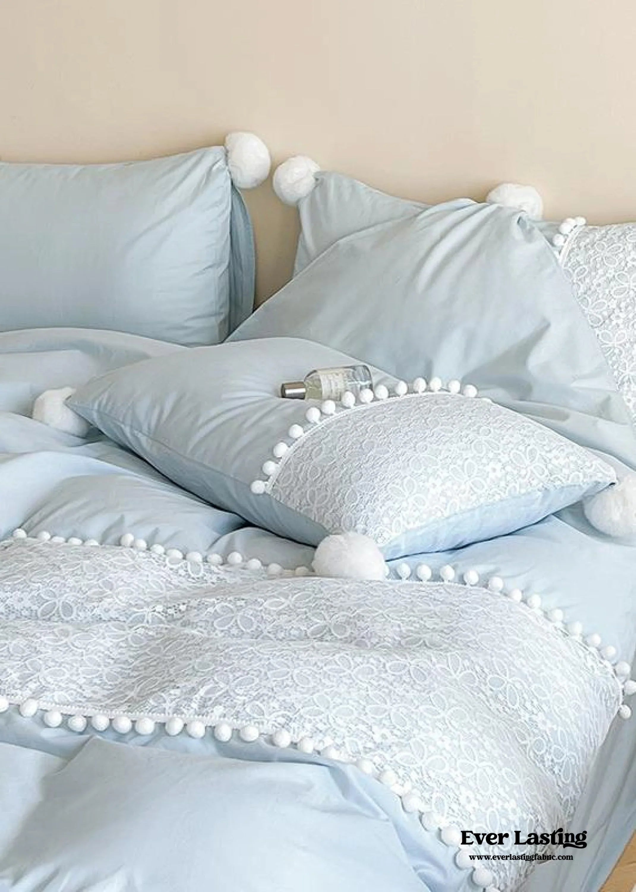 French Sweet Lace Plush Ball Bedding Set / Pink Ever Lasting