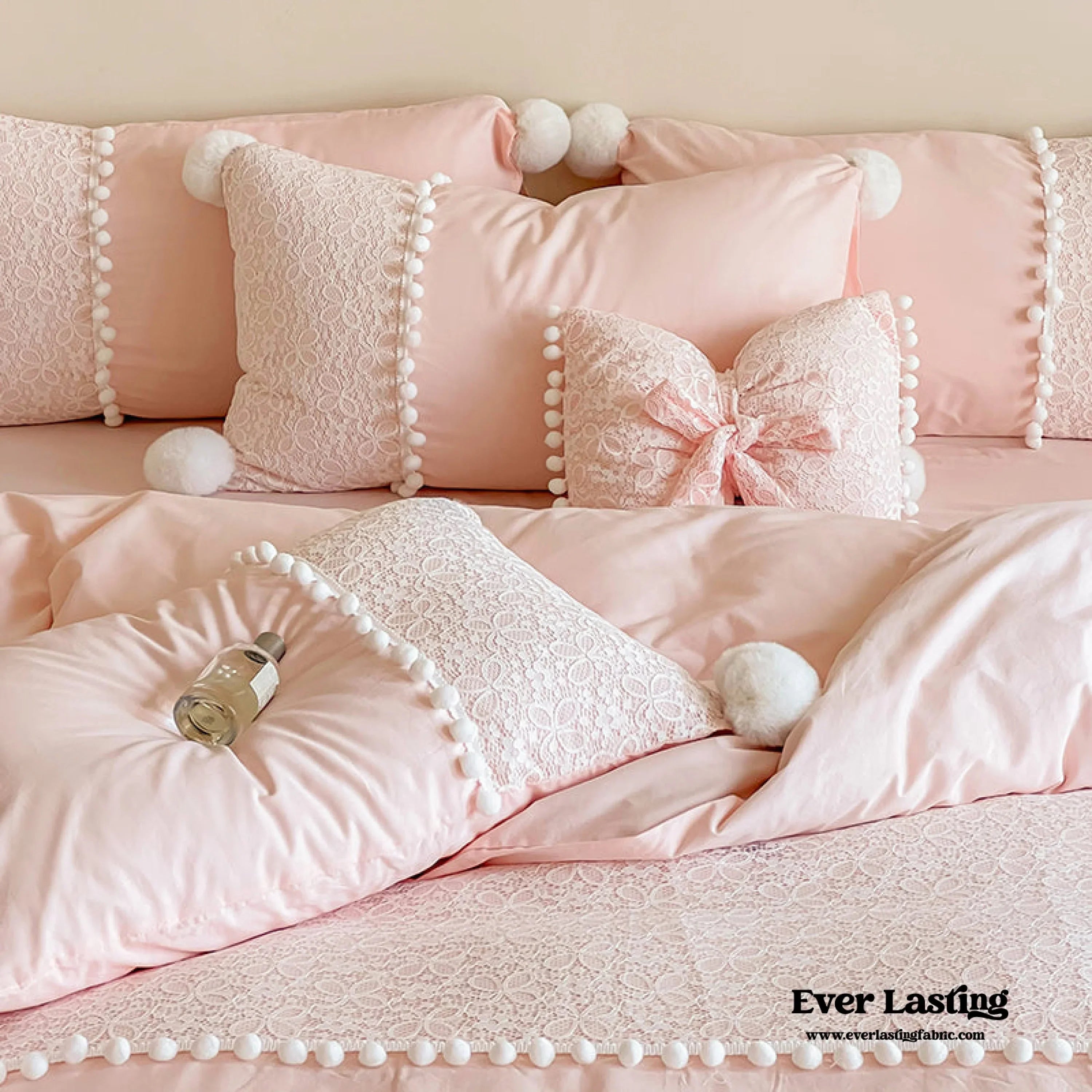 French Sweet Lace Plush Ball Bedding Set / Pink Ever Lasting