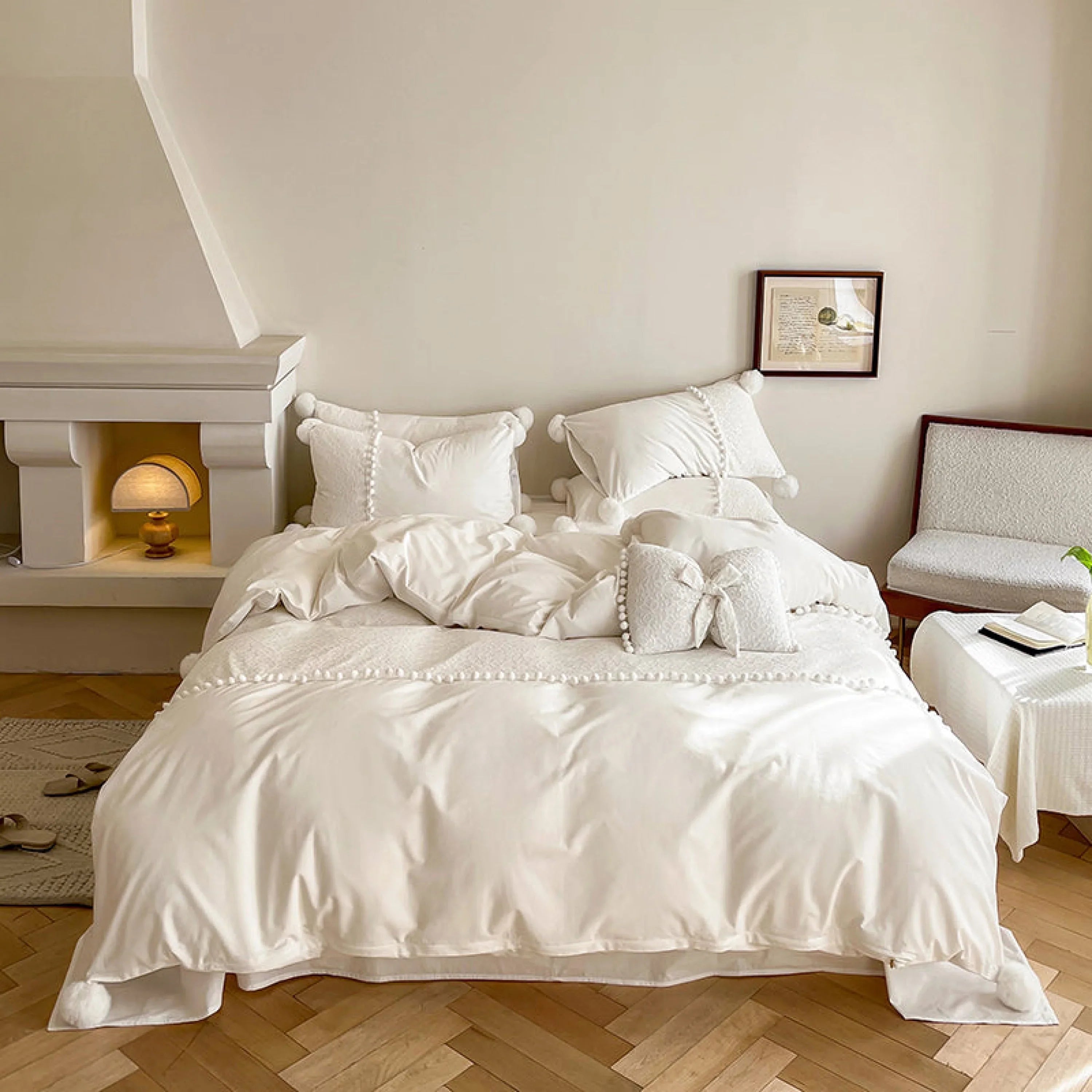 French Sweet Lace Plush Ball Bedding Set / Pink Ever Lasting