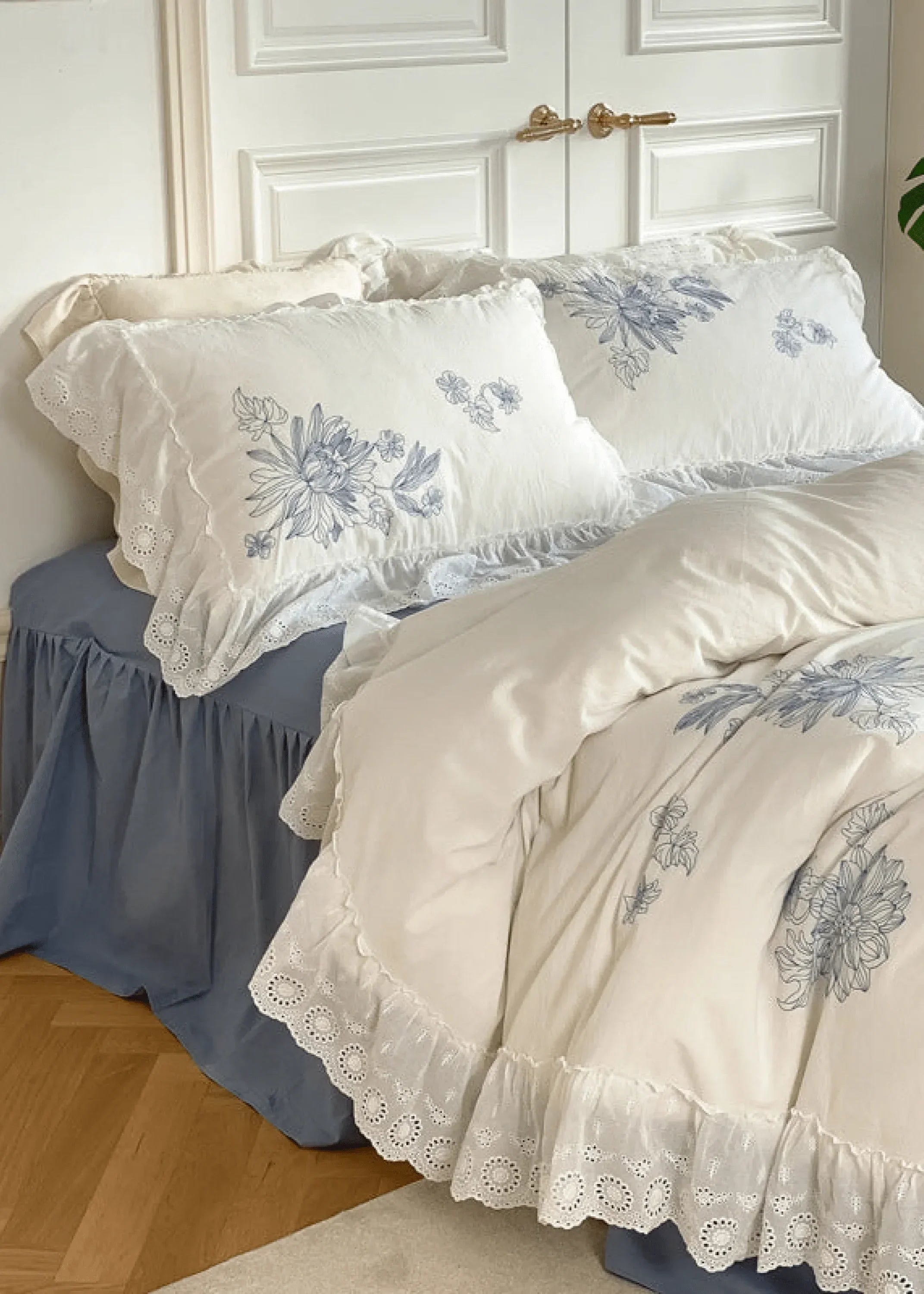 French White Lace Ruffle Bedding Set Ever Lasting