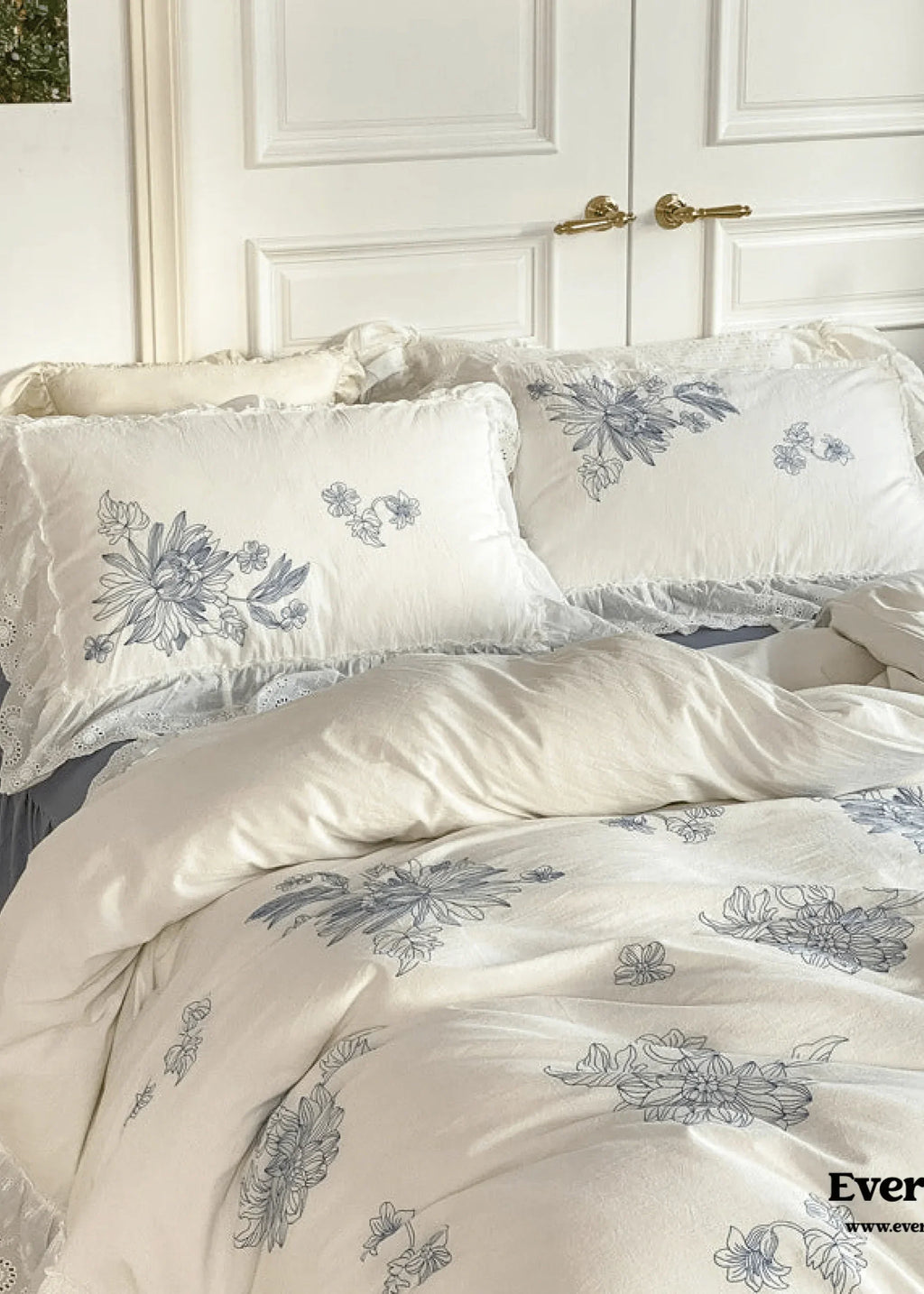 French White Lace Ruffle Bedding Set Ever Lasting