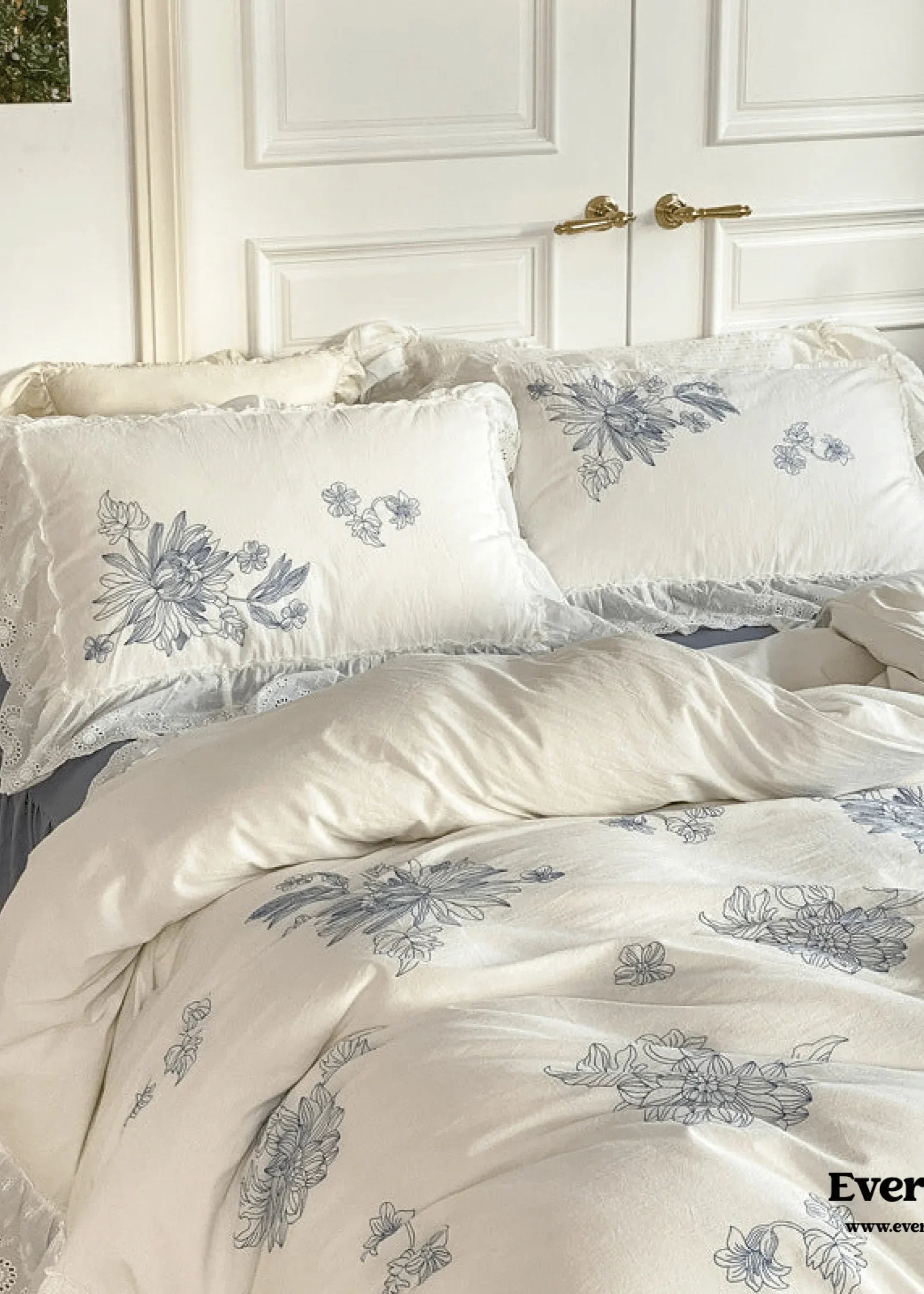French White Lace Ruffle Bedding Set Ever Lasting