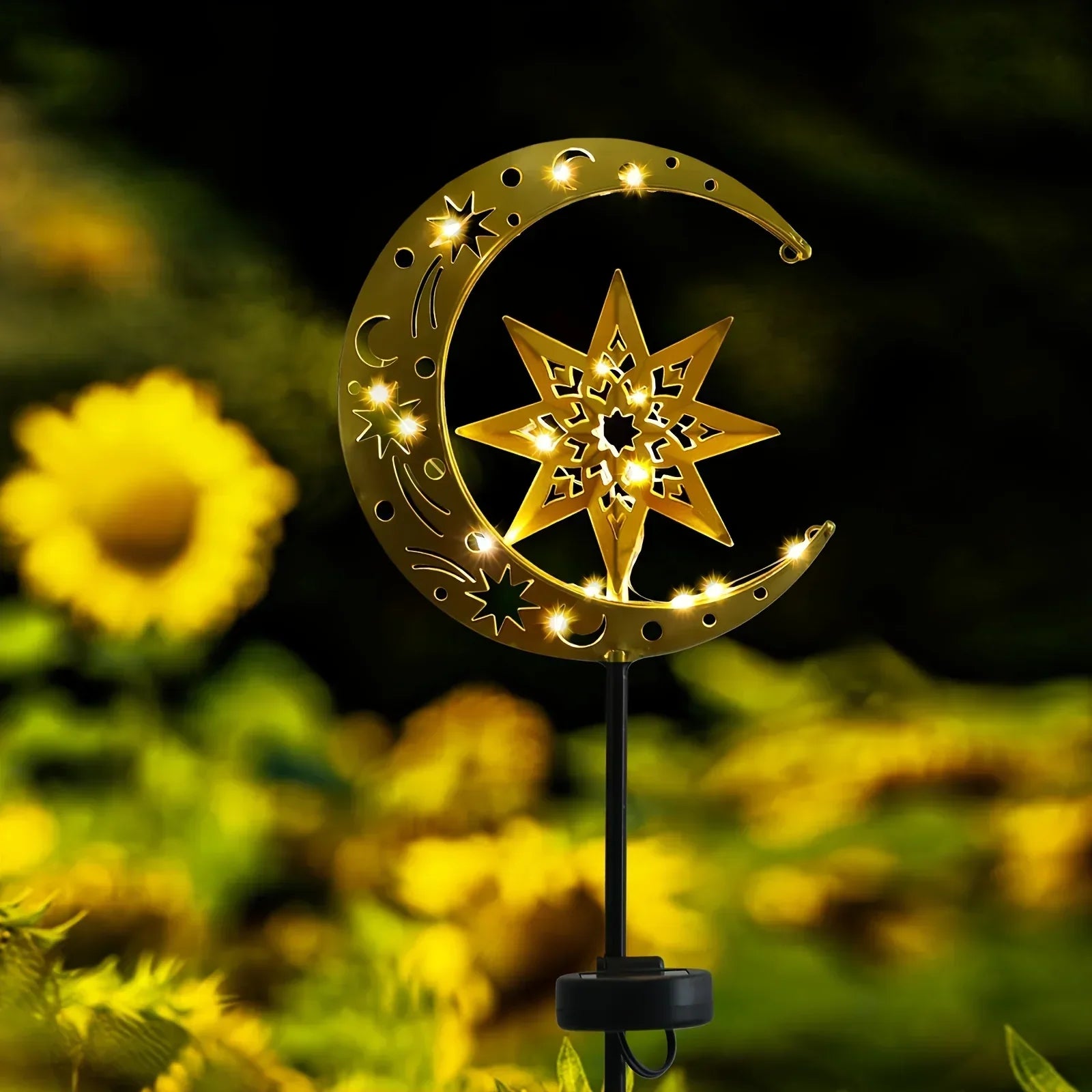Garden Light - Solar Iron Statue