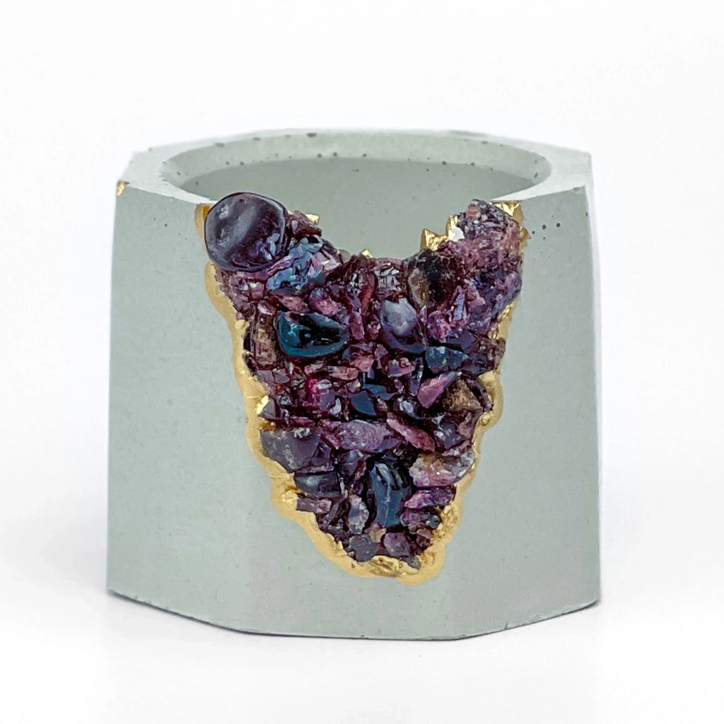 Garnet Geode Planter Natural Stone Indoor Decorative Plant Pot, detail shot - House Of Avana
