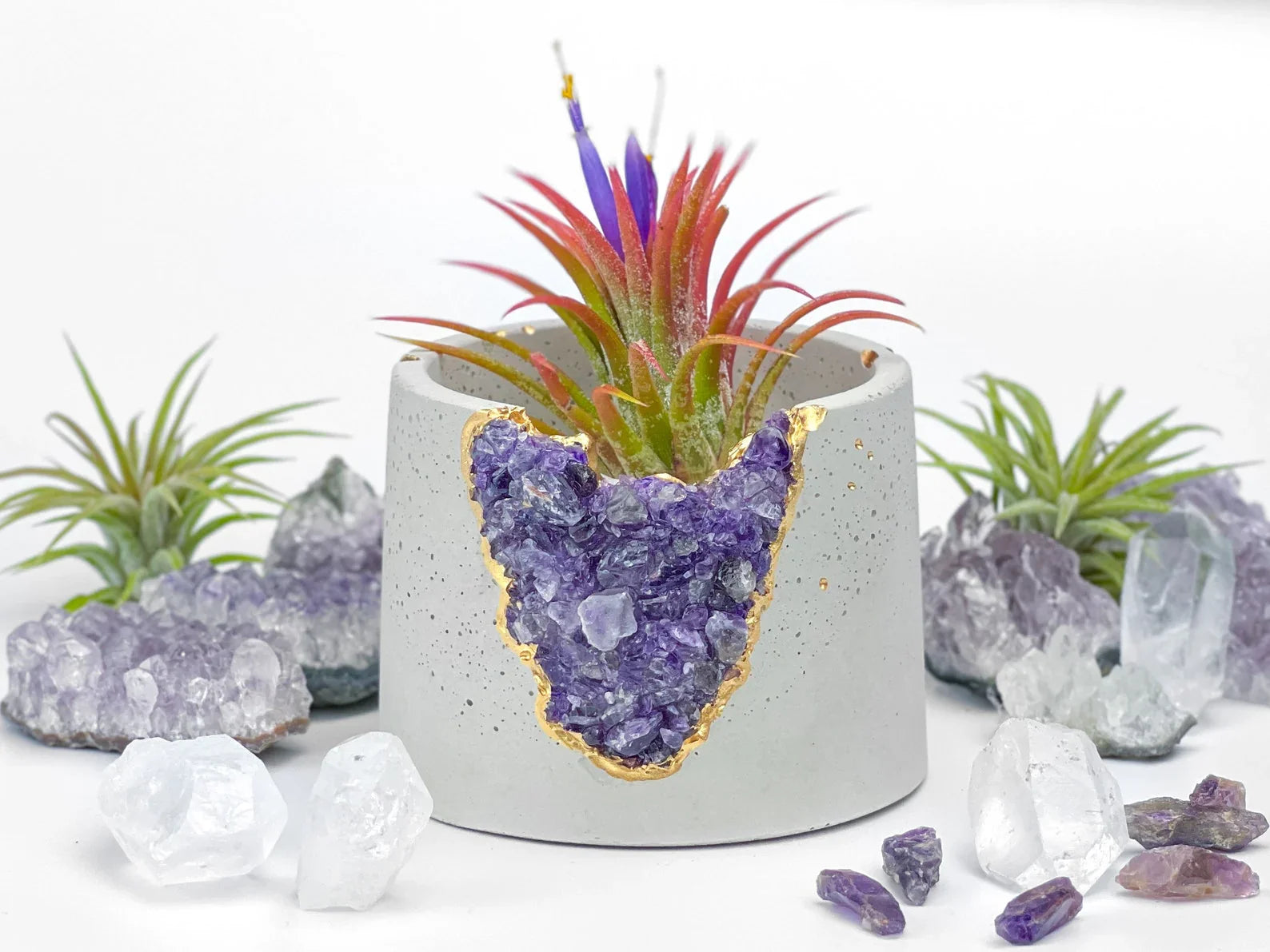 Geode planter in natural stone, unique crystal formation - House of Avana