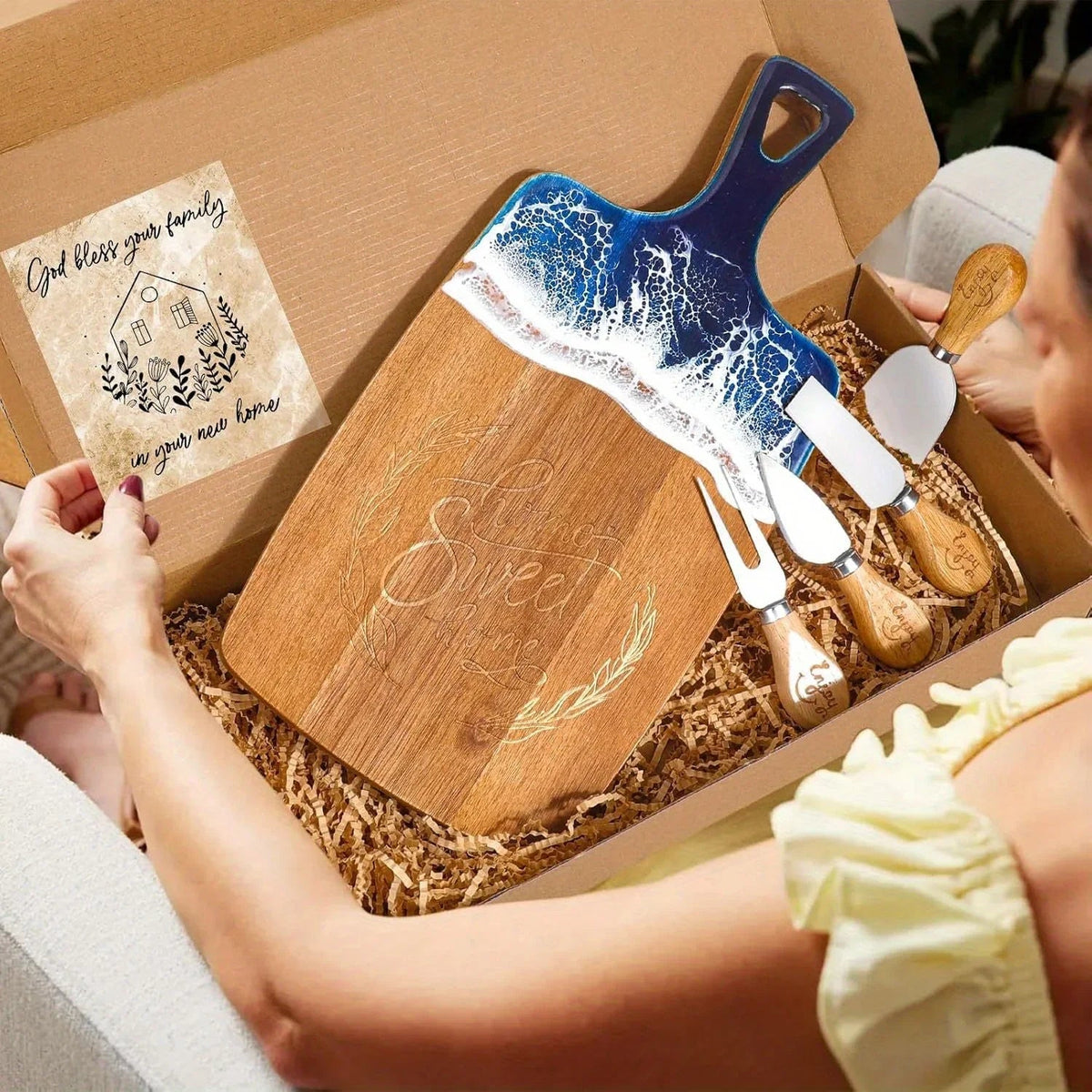 Gifts for a New Home, Distinctive Gift Baskets for Housewarming, Ideas for New Home Presents, Closing Gifts for Women, Couples, And Friends. House Of Avana [[SKU:HOA-GFT-007]]