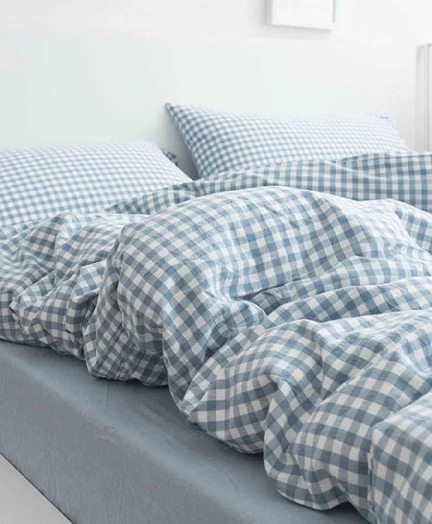 Gingham Bedding Set / Blue Ever Lasting