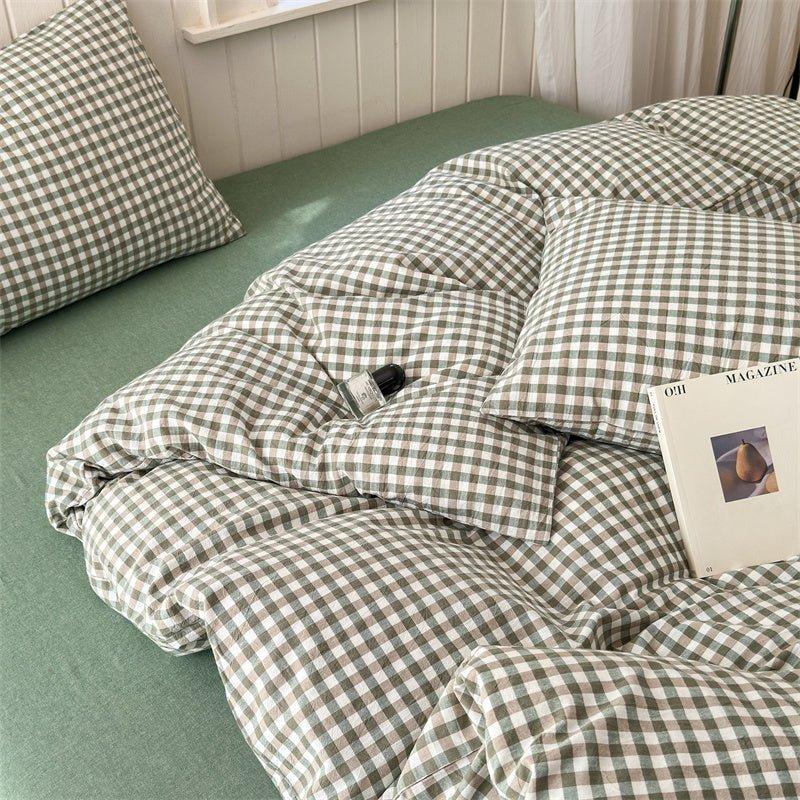 Gingham Bedding Set / Blue Ever Lasting