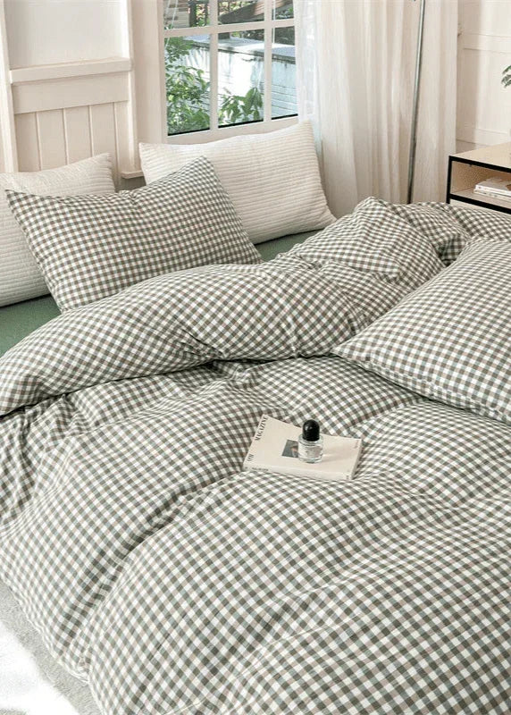 Gingham Bedding Set / Pink Ever Lasting