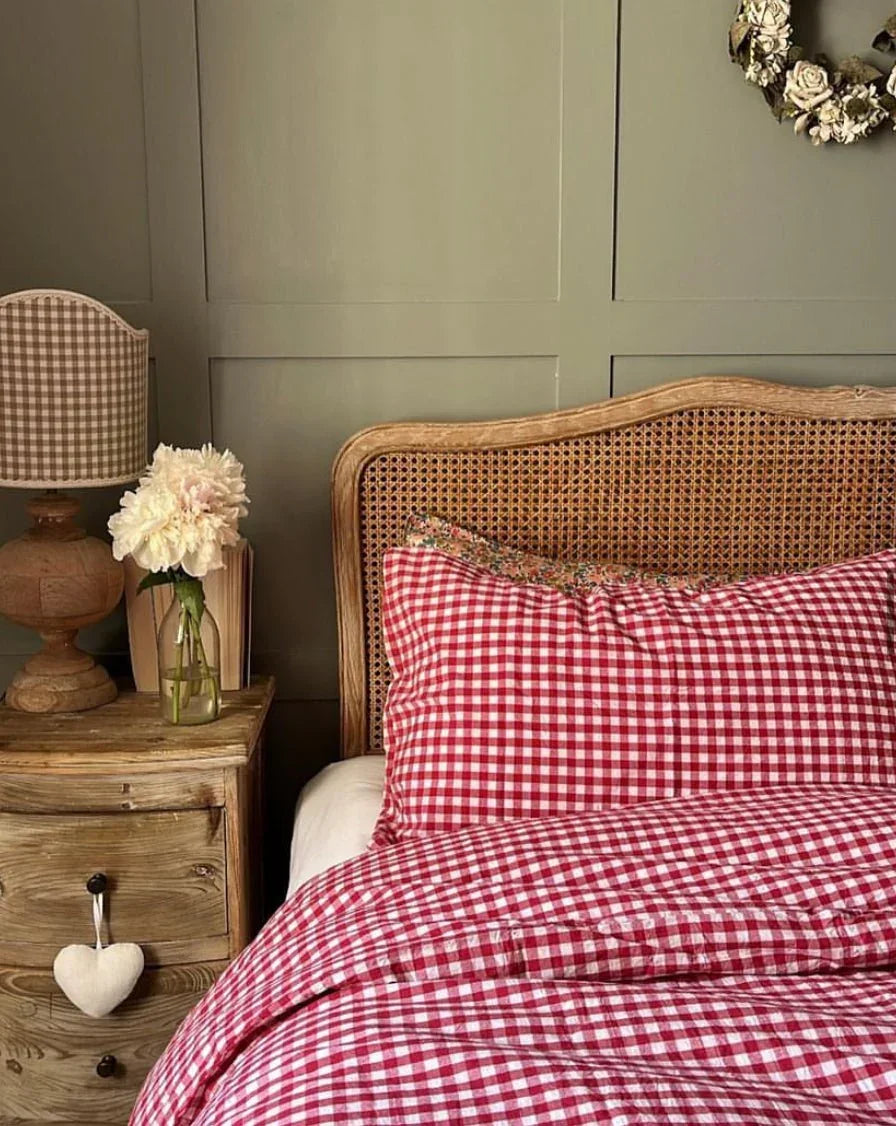 Gingham Bedding Set / Red Ever Lasting