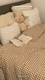 Gingham Bedding Set / Red