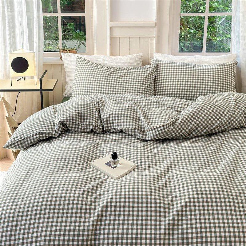 Gingham Bedding Set / Red