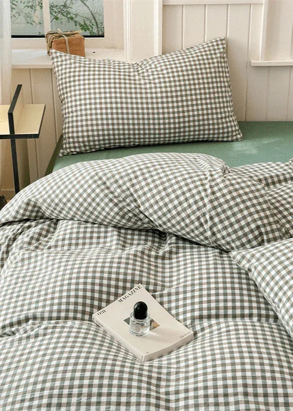 Gingham Bedding Set / Red