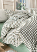 Gingham Bedding Set / Red