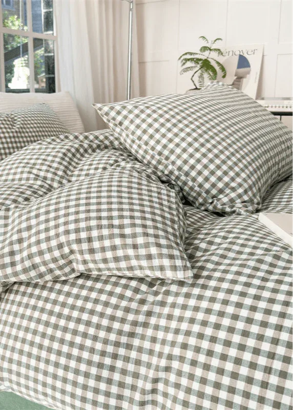 Gingham Bedding Set / Red