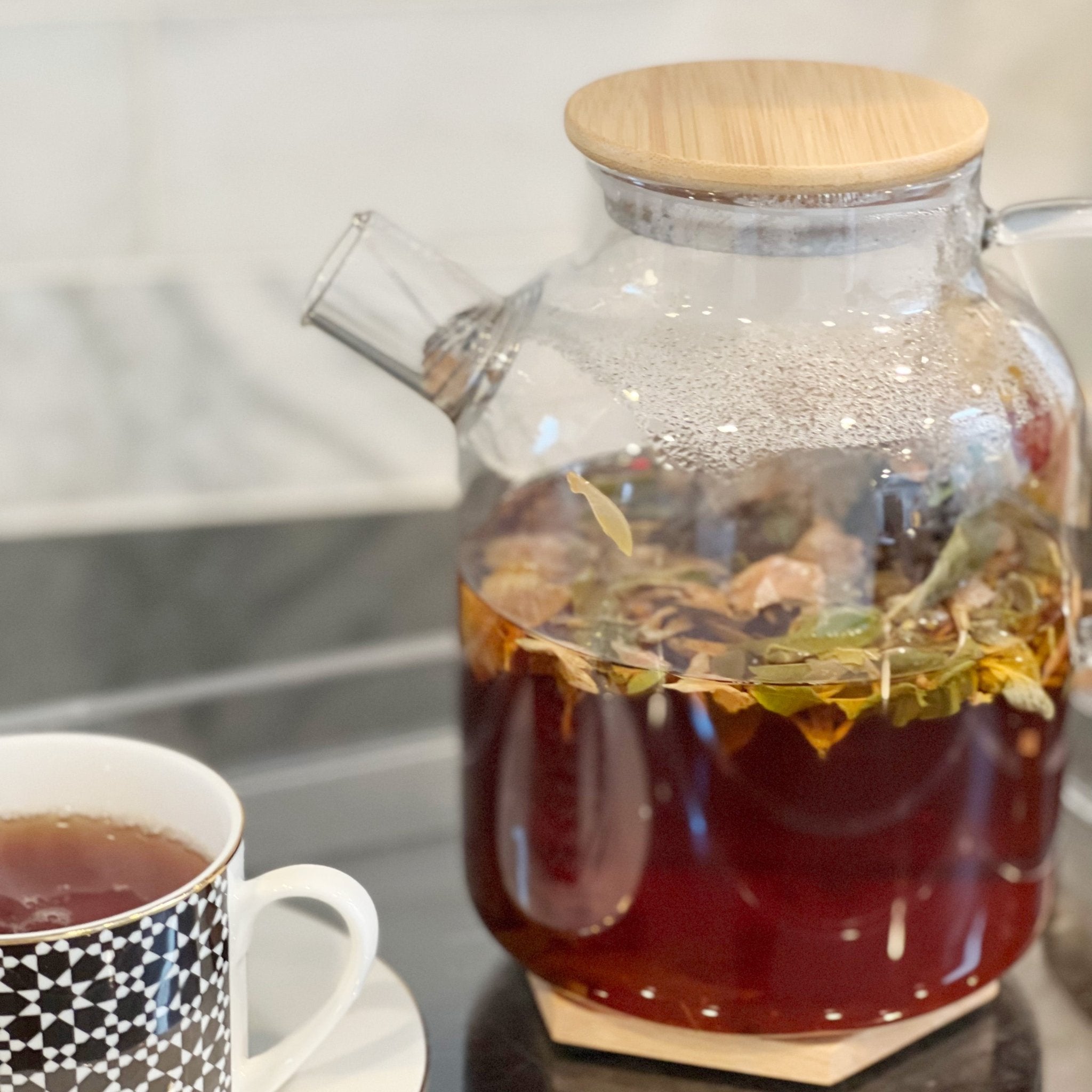 Glass Teapot - 1800mL Tea + Linen