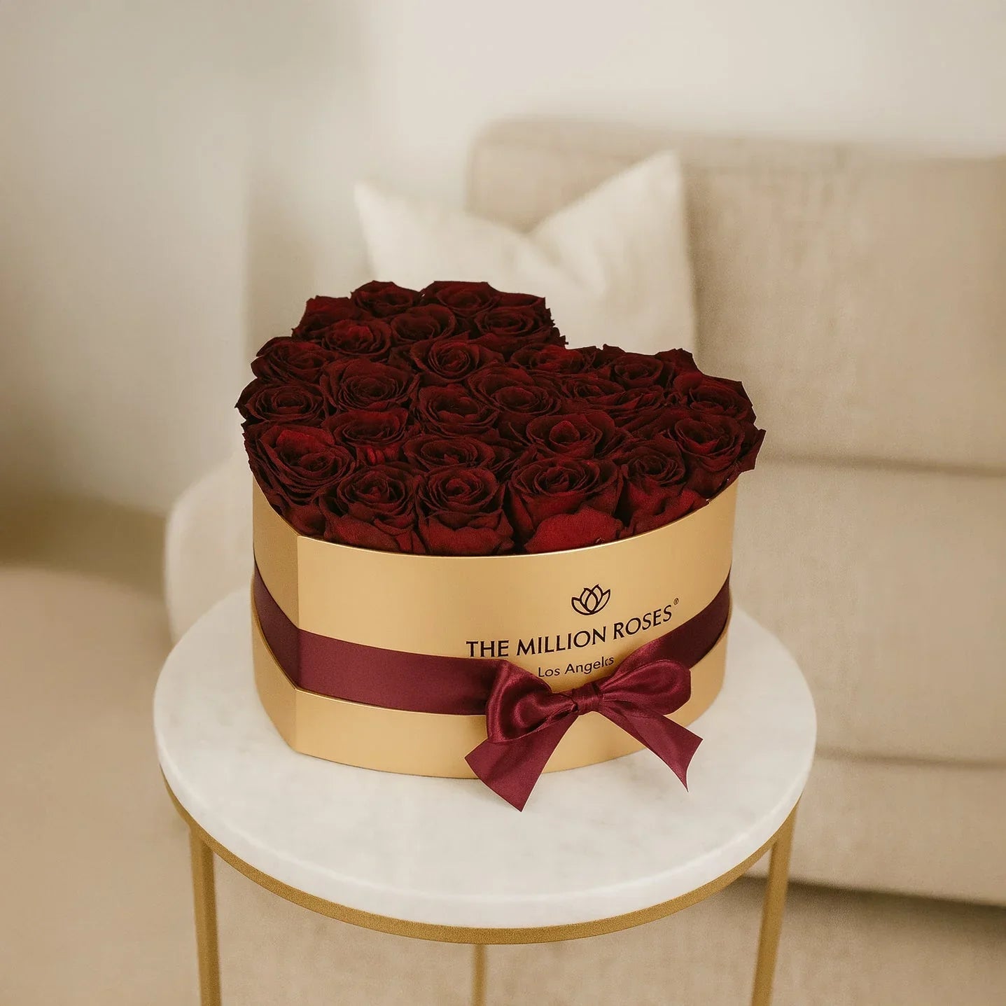 Heart Gold Box | Black Label Edition | Burgundy Roses, front view - House Of Avana