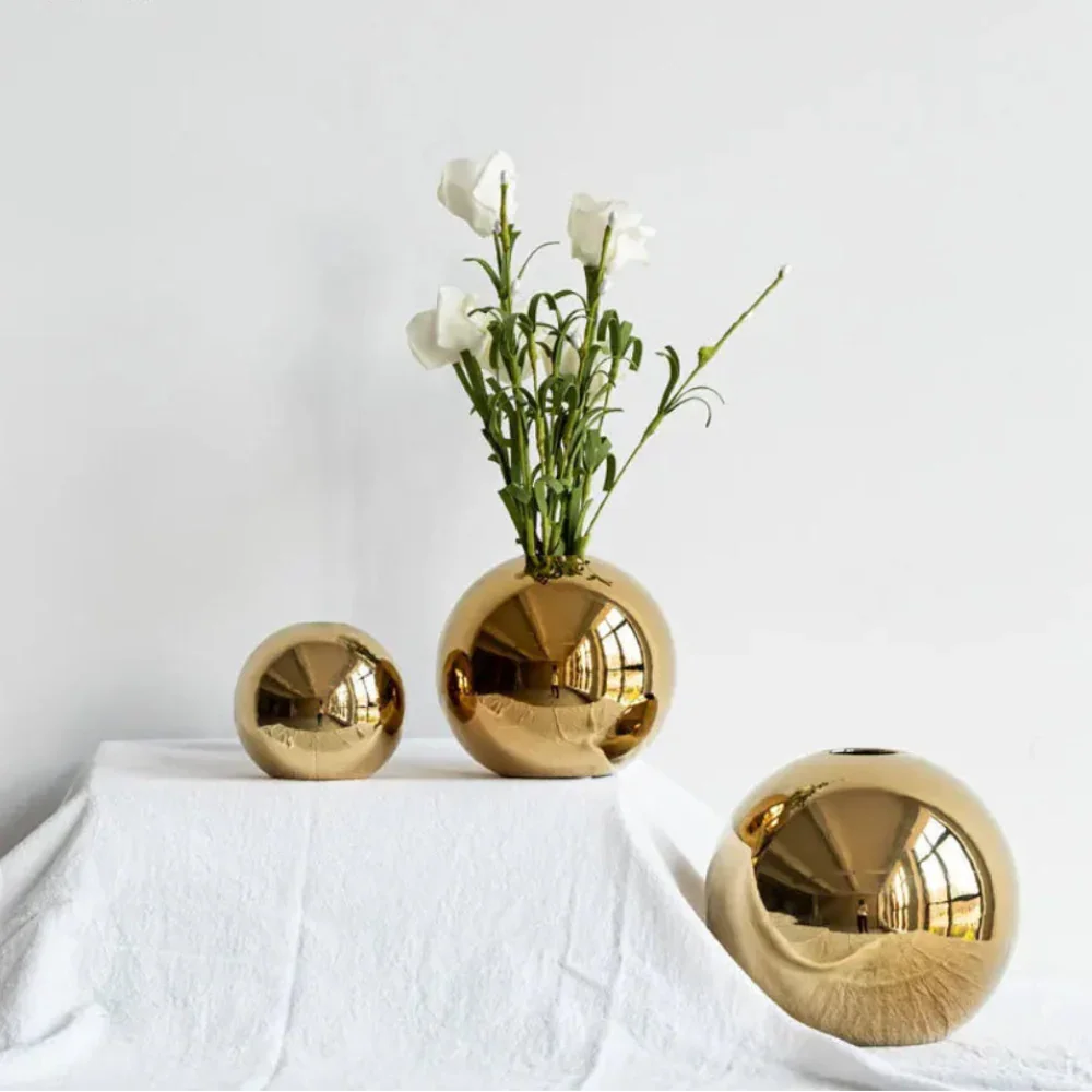 Golden Ball Ceramic Vase - House Of Avana
