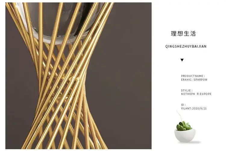 Golden Desk Statue - Geometric Crystal Ball, texture detail - House Of Avana