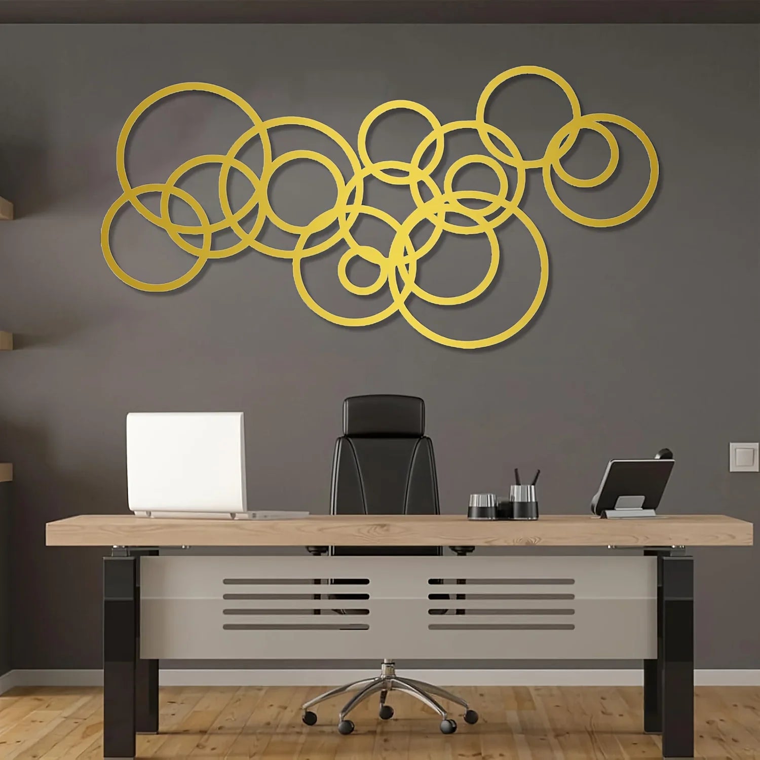 Golden metal wall art, interlocking circles, modern minimalist design - House of Avana