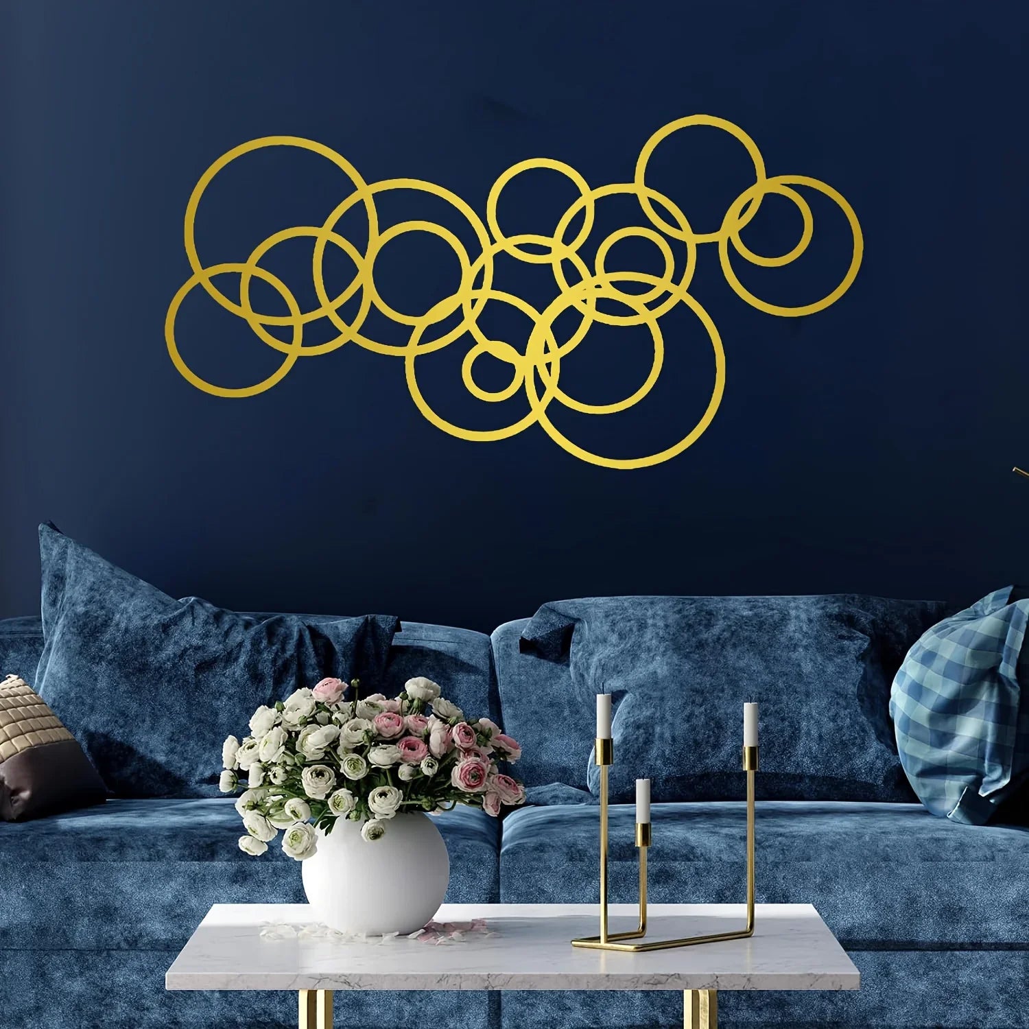 Golden metal wall art, interlocking circles, modern minimalist design - House of Avana