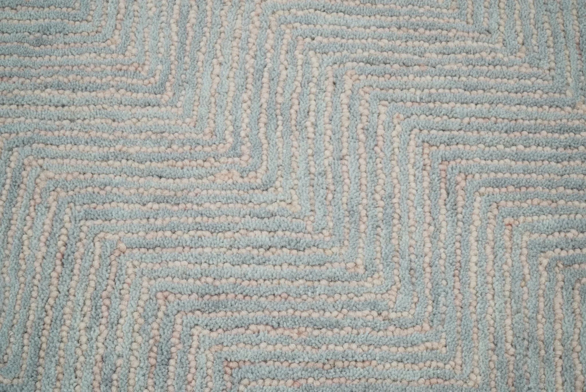 Gray Modern Style Hand Tufted Wool Area Rug