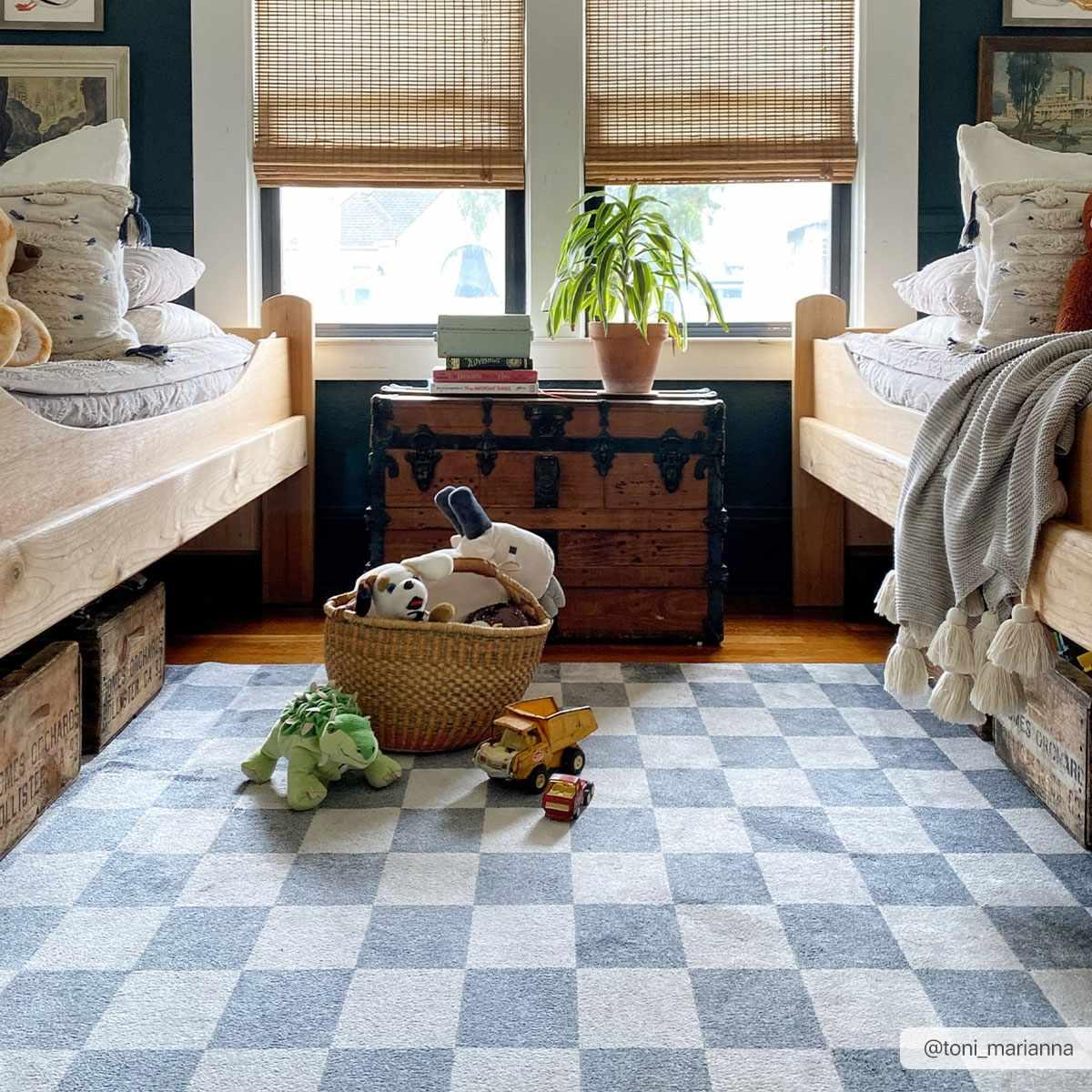 Alie Gray Checkered Washable Area Rug - House Of Avana