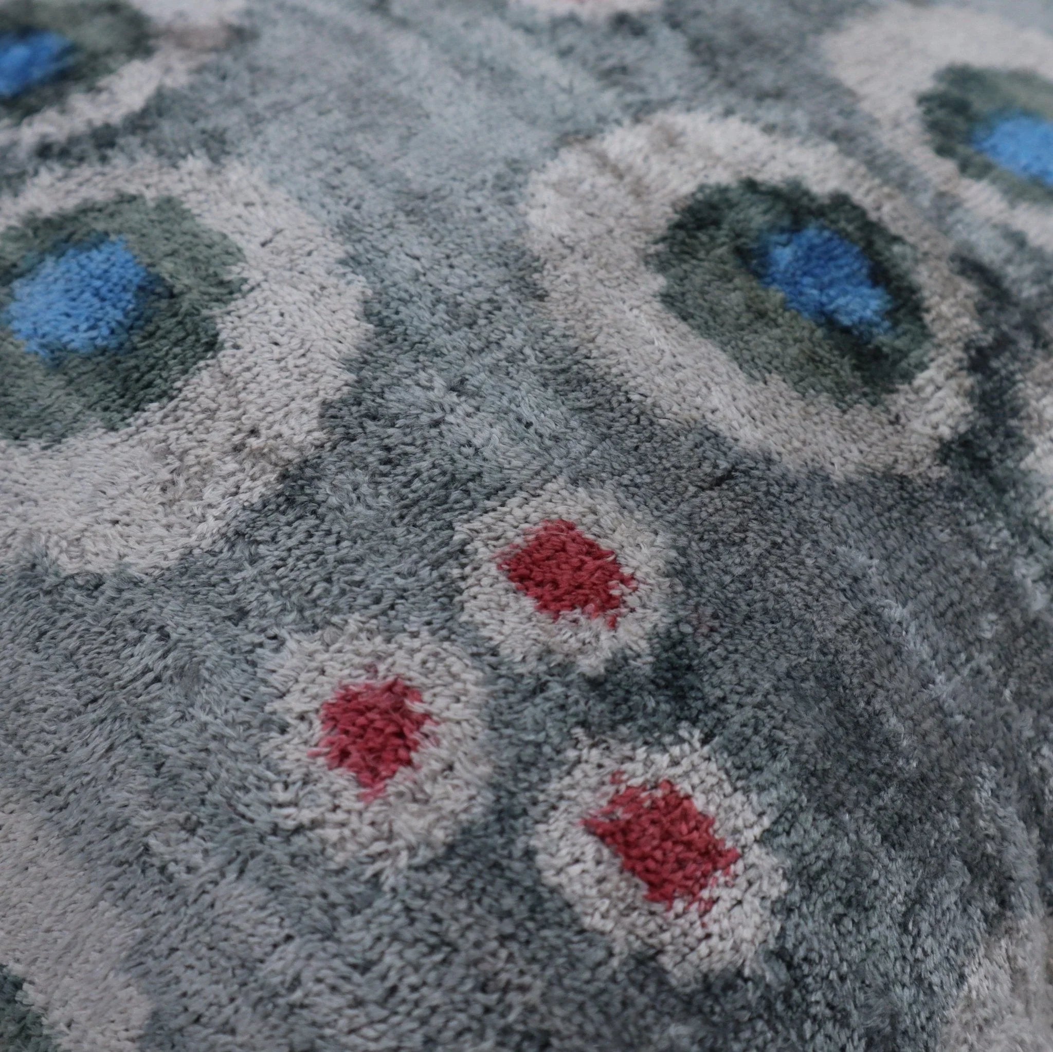 Canvello Handmade Gray Velvet Throw Pillow - 20x20, detail shot - House Of Avana