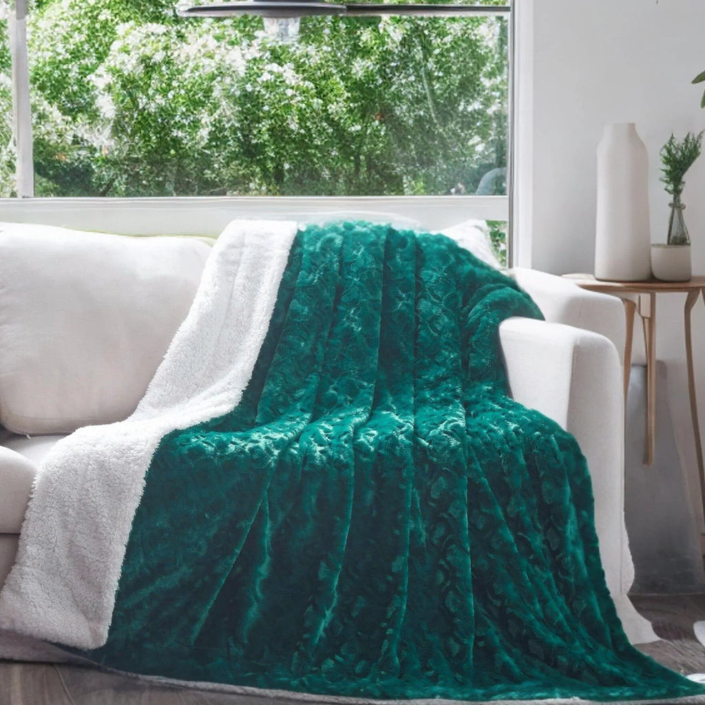 Soft green and blue faux fur throw blanket, plush texture - House of Avana