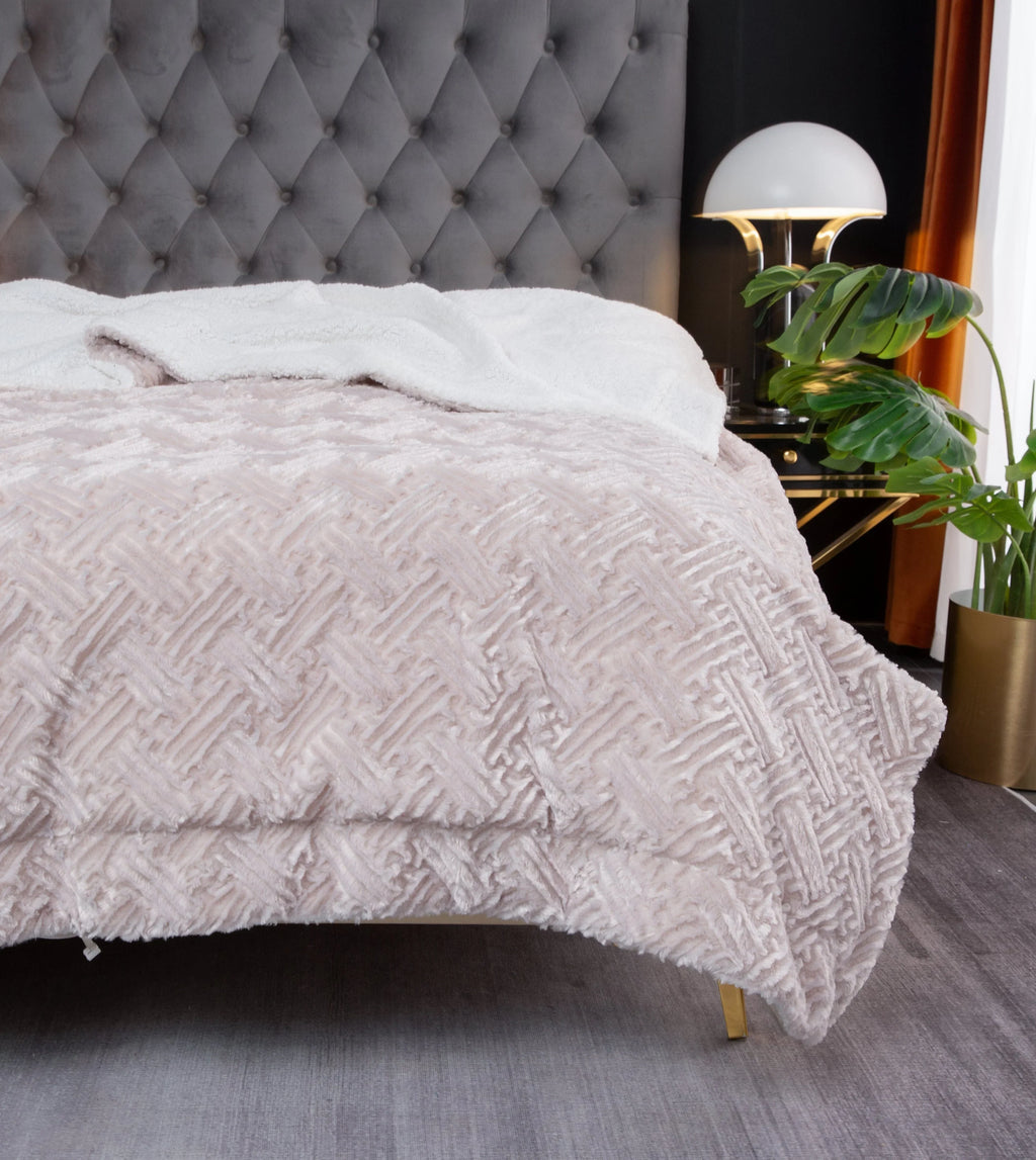 DaDalogy Bedding Lavender Grey Faux Fur Throw Blanket - Dreamy Geometric Embossed Sherpa Backside - Super Soft Warm Cozy Plush Fluffy DaDalogy Bedding Collection
