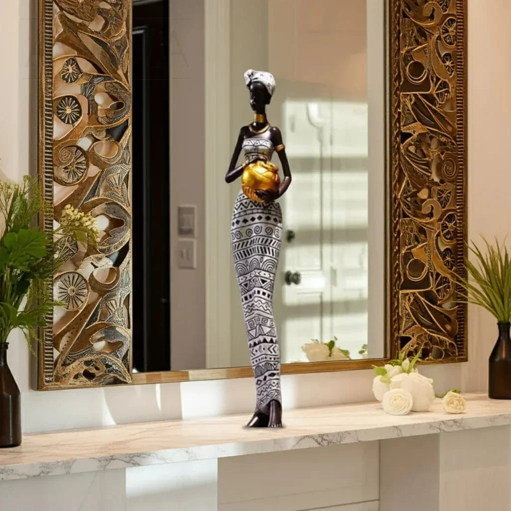 African Tribal Female Handcrafted Figurines, back view - House Of Avana