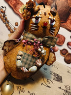 Handmade Entada Pod Ornament with Spinning Feature – Nature-Inspired Gift
