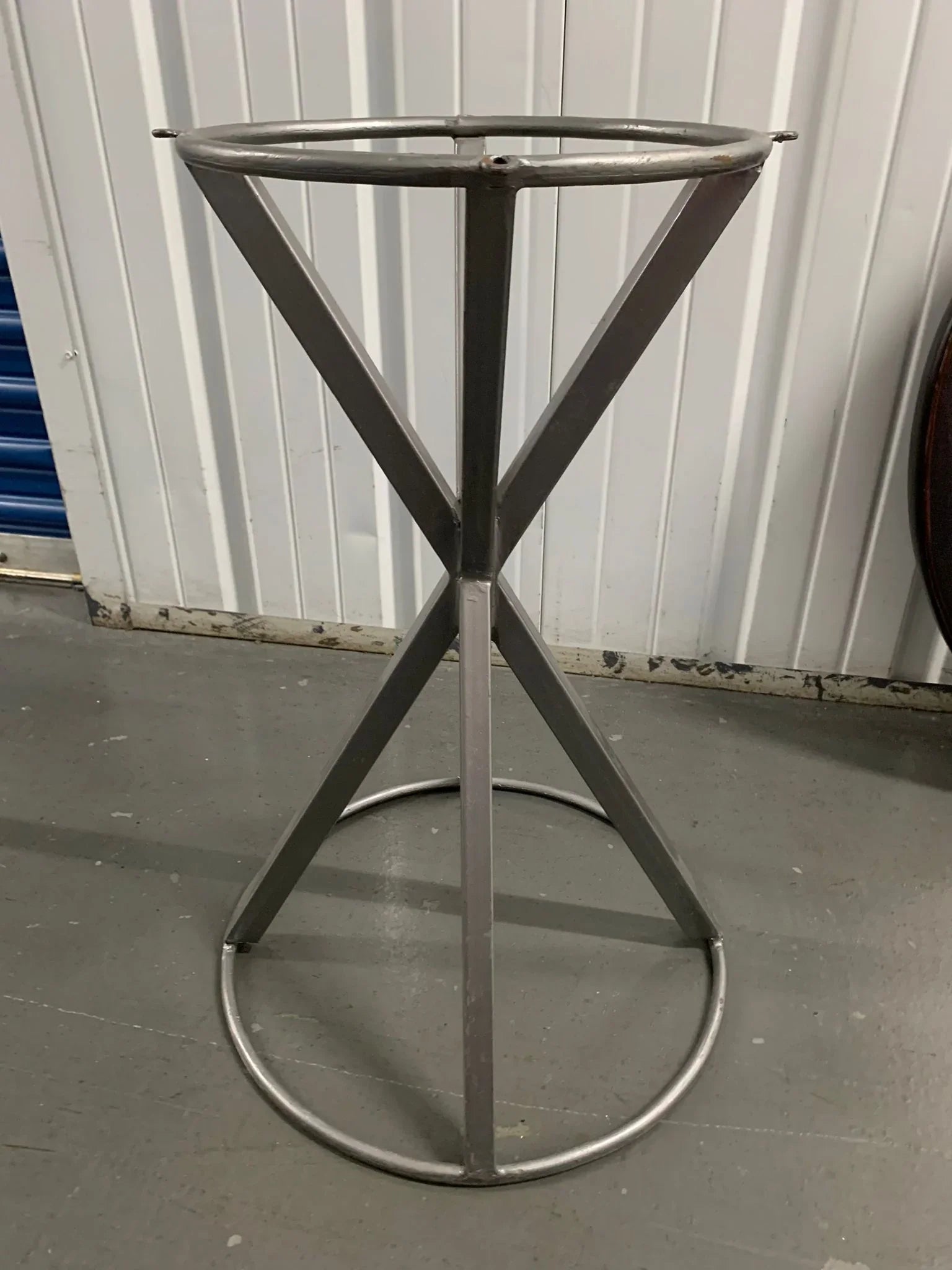 Handmade Solidwood Round End Table With Iron Legs - House Of Avana