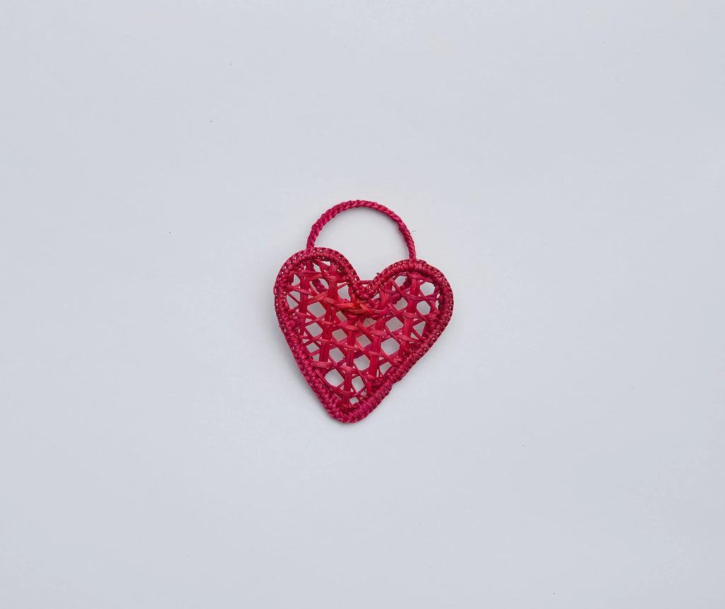 Handwoven Heart Napkin Rings – Set of 4 Palm Napkin Holders Payton James