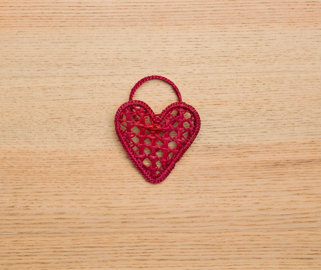 Handwoven Heart Napkin Rings – Set of 4 Palm Napkin Holders Payton James