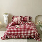 Hattie Gingham Ruffle Bedding Set / Red Ever Lasting