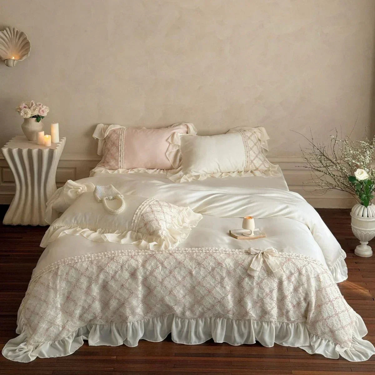 Haute Pearl TENCEL™ Bedding Set / White Romance Ever Lasting